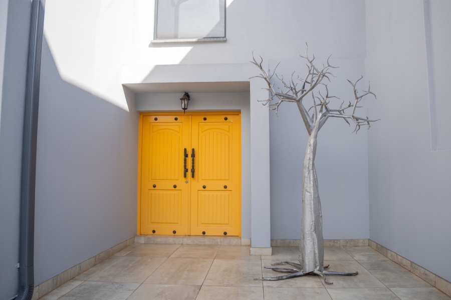 6 Bedroom Property for Sale in Wilkoppies North West